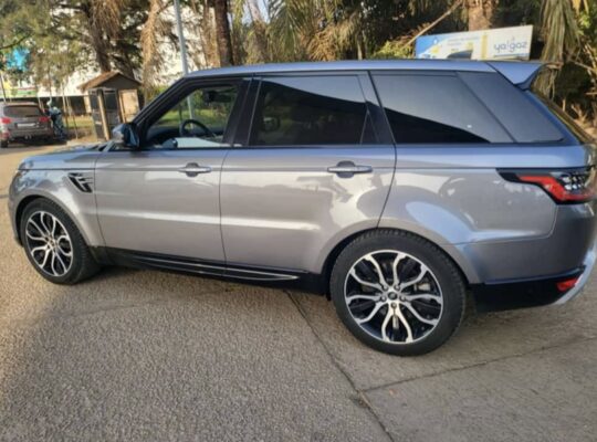 RANGE ROVER