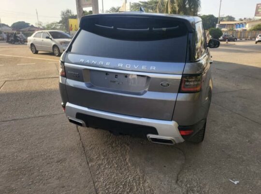 RANGE ROVER