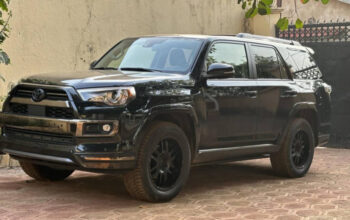 TOYOTA 4RUNNER