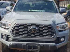 TOYOTA TACOMA