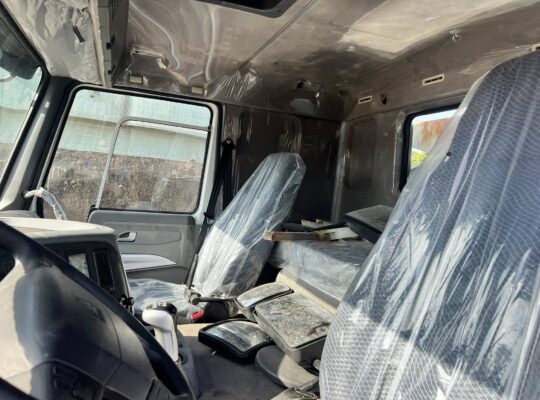 CAMION CITERNE À CARBURANT