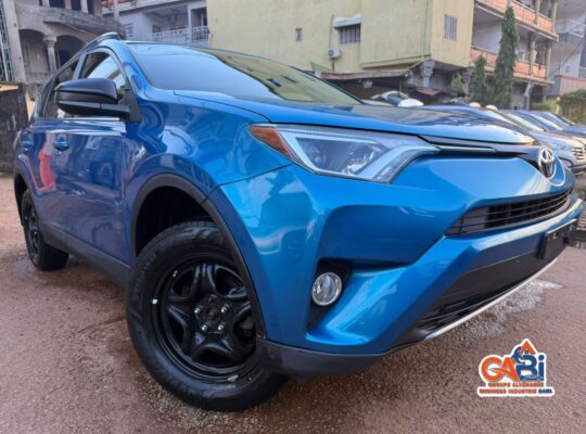 TOYOTA RAV4