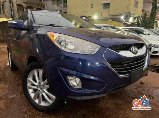 HYUNDAI TUCSON LIMITED