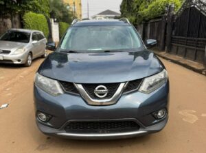 Nissan rogue 2014