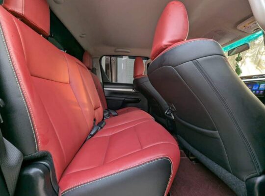 𝐓𝐎𝐘𝐎𝐓𝐀 𝐇𝐈𝐋𝐔𝐗 𝐀𝐃𝐕𝐄𝐍𝐓𝐔𝐑𝐄 𝐊𝐈𝐓