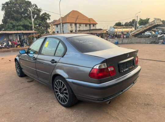 BMW SERIE 3 (E46)