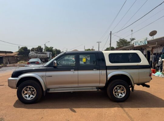 MITSUBISHI L200 DOUBLE CABINE 4×4