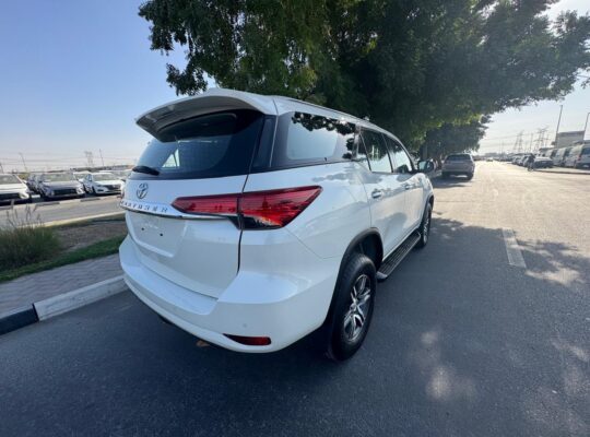 TOYOTA FORTUNER GUN155 – 2022