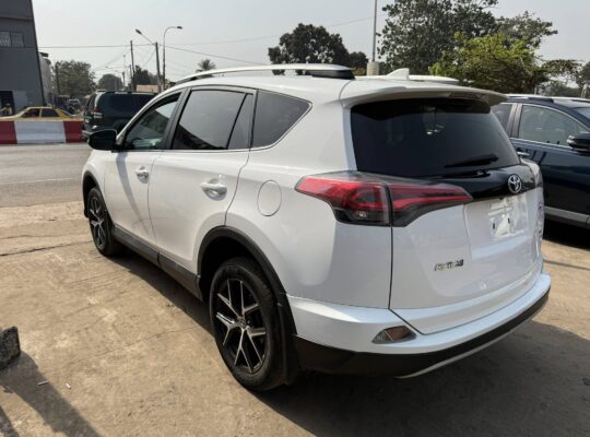 Toyota Rav4 2018 Limited Full Option