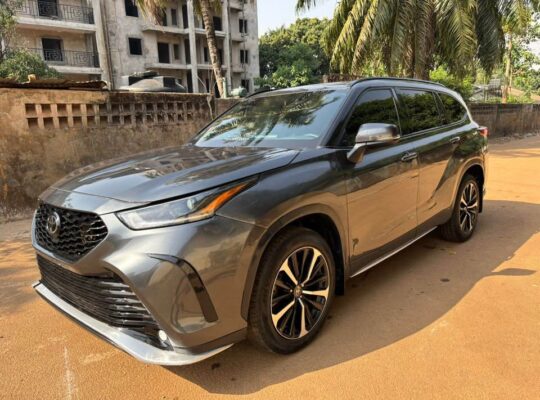Toyota Hylander