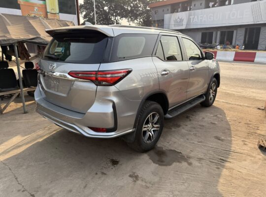 oyota Fortuner 2020