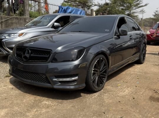 Mercedes C200 Full Option