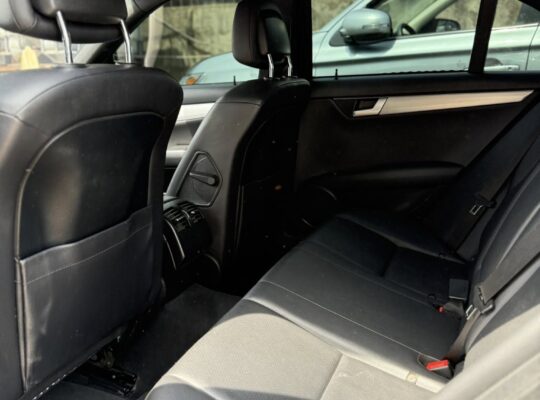 Mercedes C200 Full Option