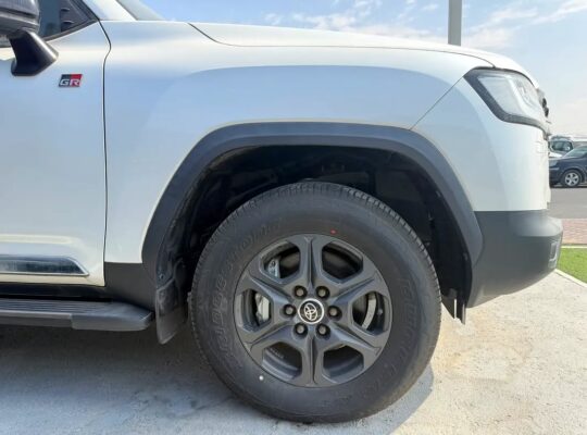 Toyota Land Cruiser GR Sport 2022