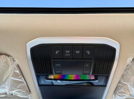 Toyota Land Cruiser GXR 2025