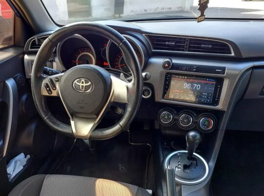 Toyota Zelas Sport 2014 – GCC Specs