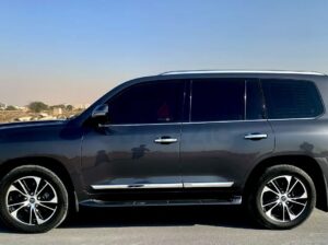 Toyota Land Cruiser VXR 2021 –