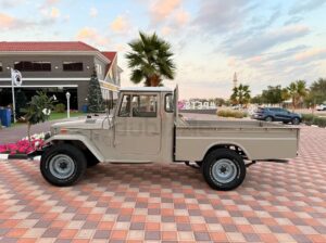 Toyota Land Cruiser Série 79 LX V6