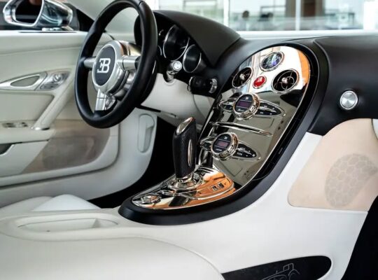 Bugatti Veyron 16.4 Centenaire Nocturne 2010