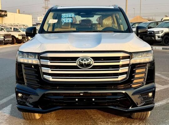 Toyota Land Cruiser GXR 2025