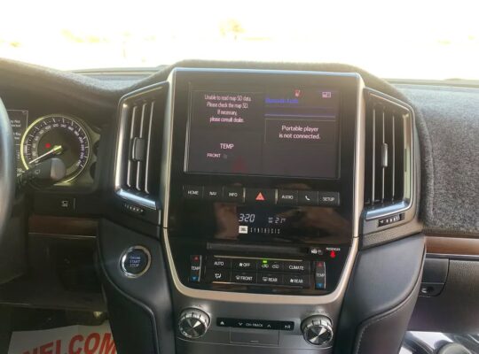 Toyota Land Cruiser VXR 2021 –