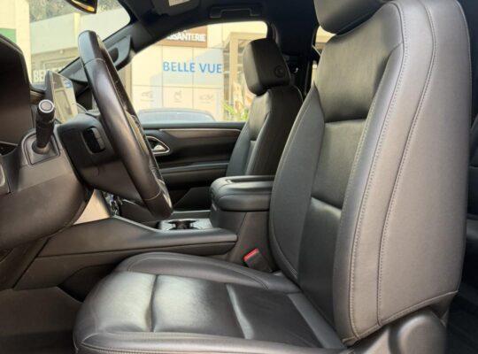 Chevrolet Modèle : Suburban Année Year : 2022