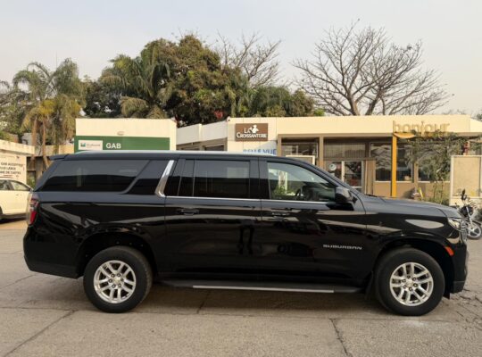Chevrolet Modèle : Suburban Année Year : 2022