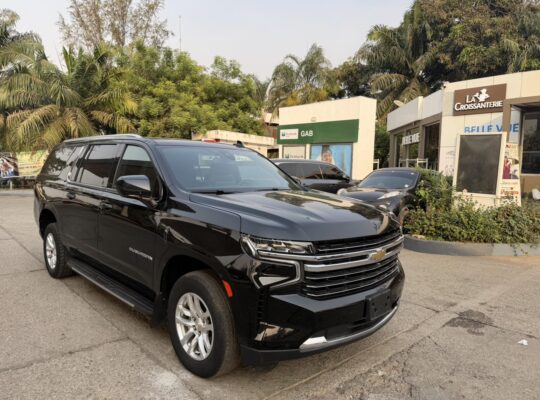 Chevrolet Modèle : Suburban Année Year : 2022