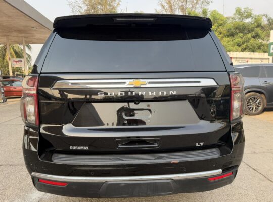 Chevrolet Modèle : Suburban Année Year : 2022