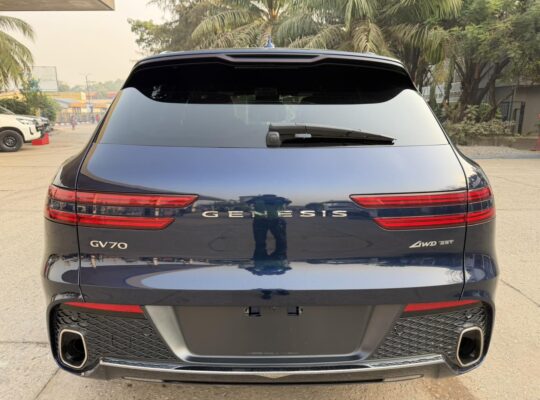 Genesis (Hyundai) Modèle : GV70 AWD 2.5T