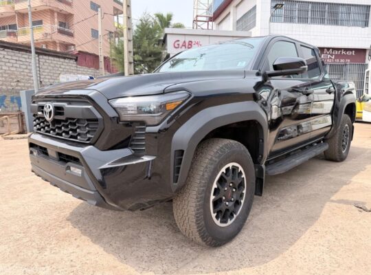 TOYOTA TACOMA ANNÉE 2025