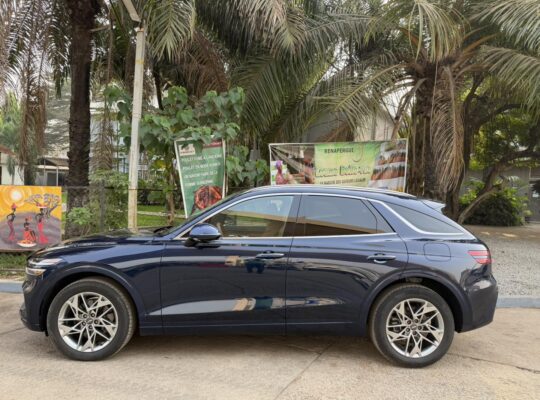 Genesis (Hyundai) Modèle : GV70 AWD 2.5T