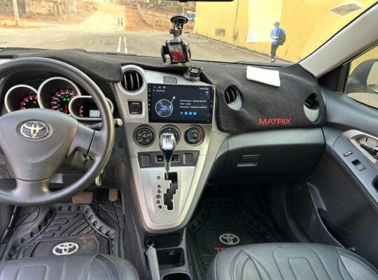 TOYOTA MATRIX
