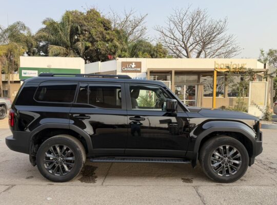 Toyota Modèle: Land Cruiser Prado iForceMax T