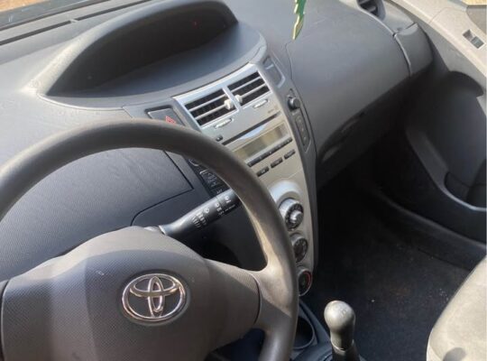 Toyota Yaris 2006