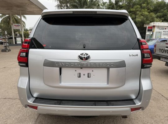 Toyota Modèle : Land Cruiser VX.R