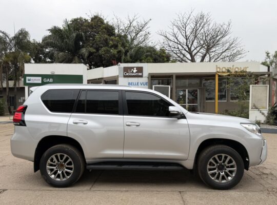 Toyota Modèle : Land Cruiser VX.R