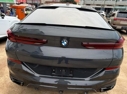 BMW X6 MODÈLE XDRIVE ANNÉE 2025 2026