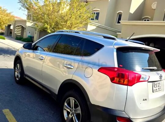 Toyota RAV4 EX – 2015 | Spécifications GCC