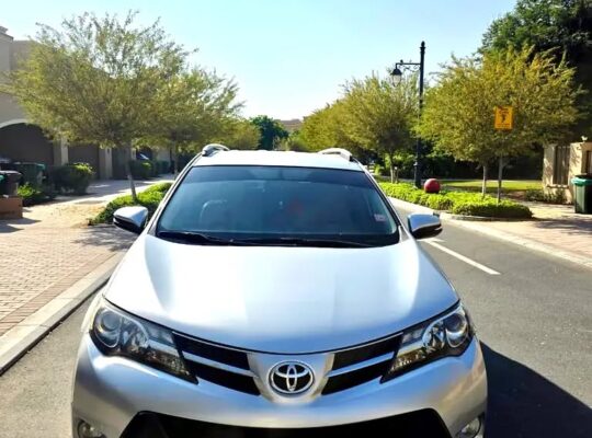 Toyota RAV4 EX – 2015 | Spécifications GCC