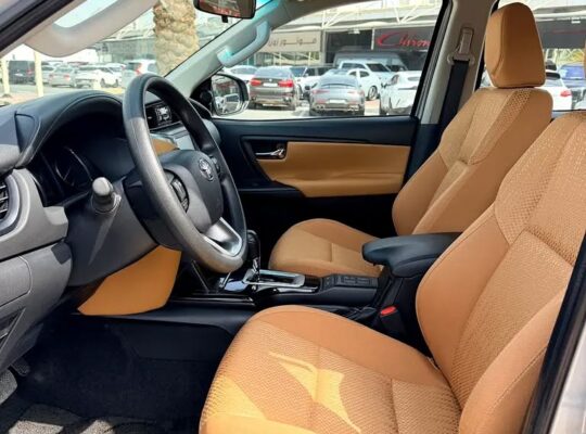 Toyota Fortuner EXR – 2023