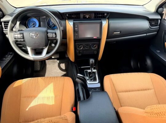 Toyota Fortuner EXR – 2023