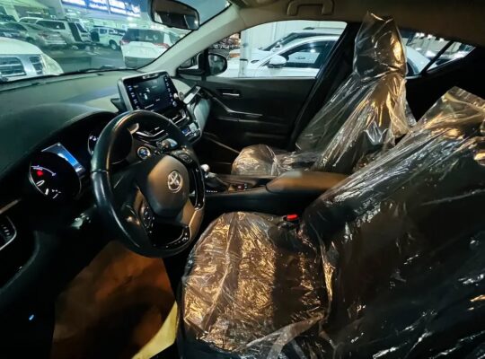 Toyota C-HR Hybrid – 2022 | Spécifications GCC