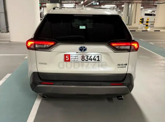 Toyota RAV4 VXR Hybrid – 2019 (GCC)