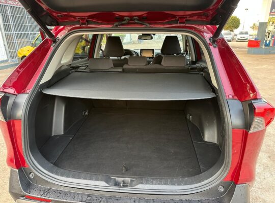 RAV4 HYBRIDE ANNÉE 2021 ESSENCE 4 CYLINDRE