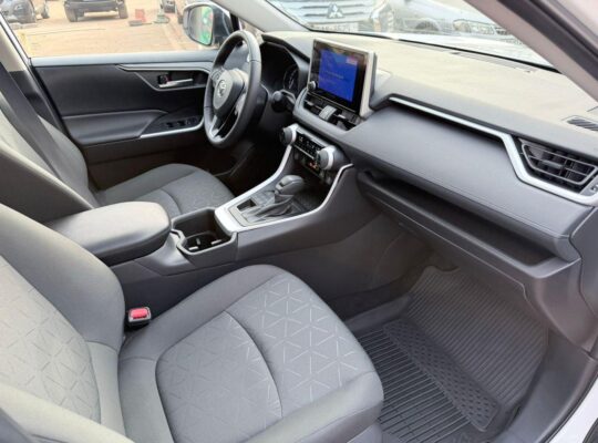 TOYOTA RAV4 ANNÉE 2024 KM 29567