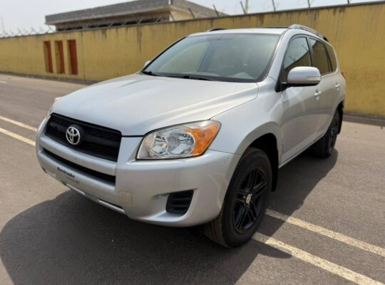 Toyota RAV4 2012