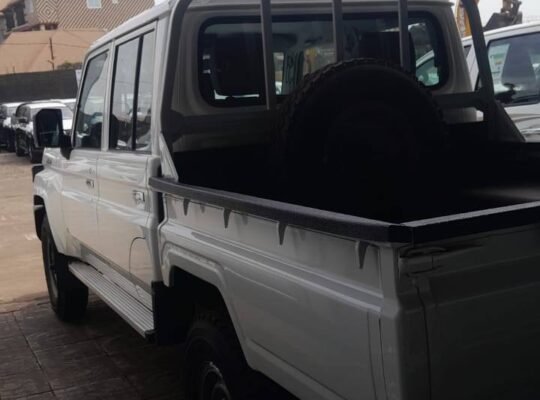 TOYOTA LAND CRUISER SORTI D&rsquo;USINE