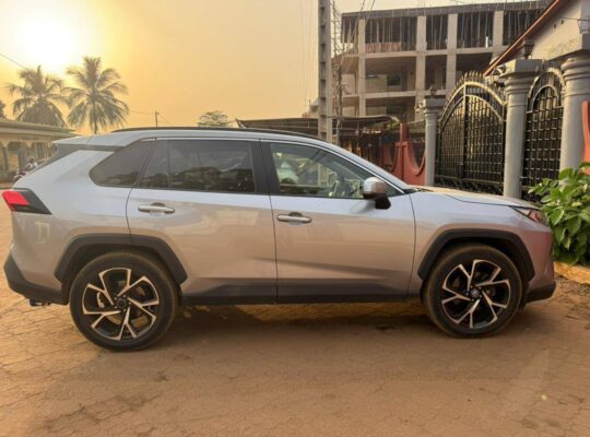 Toyota RAV4 2021 Hybride