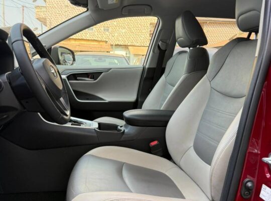 Toyota RAV4 2021 Hybride